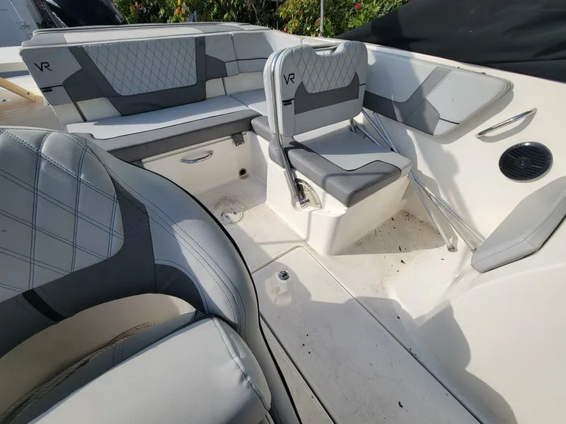 Slide: The Image of Bayliner VR6 OB 2023 - 23