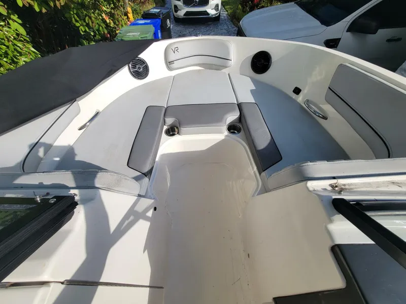 Slide: The Image of Bayliner VR6 OB 2023 - 29