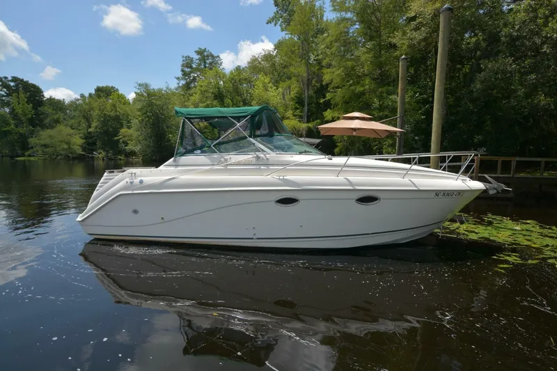 The Image of Rinker Fiesta Vee 270 1999 - undefined