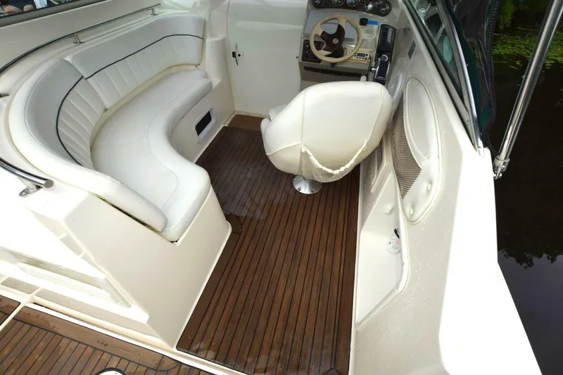 Slide: The Image of Rinker Fiesta Vee 270 1999 - 8