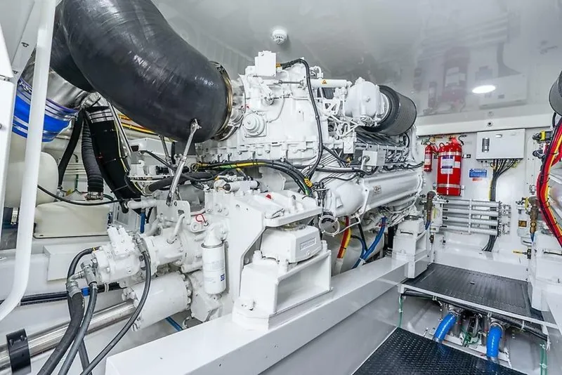 Slide: The Image of Viking 68 Enclosed Bridge 2019 - 22