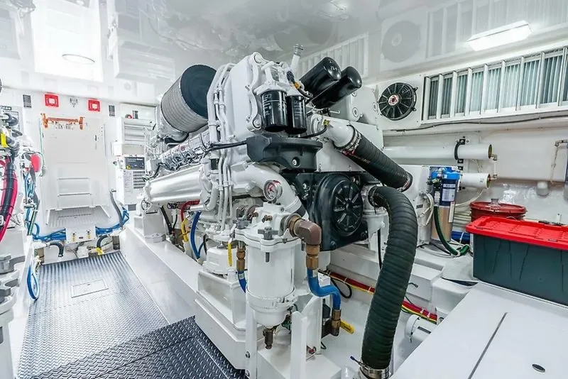 Slide: The Image of Viking 68 Enclosed Bridge 2019 - 24