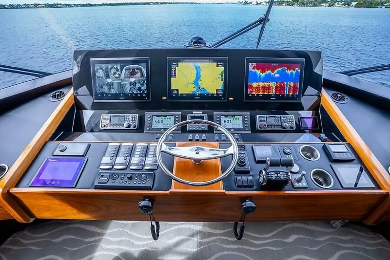 Slide: The Image of Viking 68 Enclosed Bridge 2019 - 57