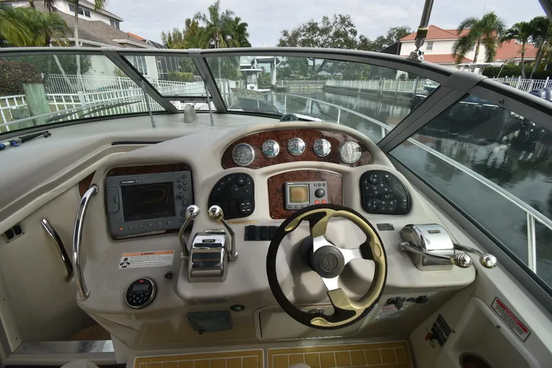 Slide: The Image of Sea Ray 320 Sundancer 2006 - 12