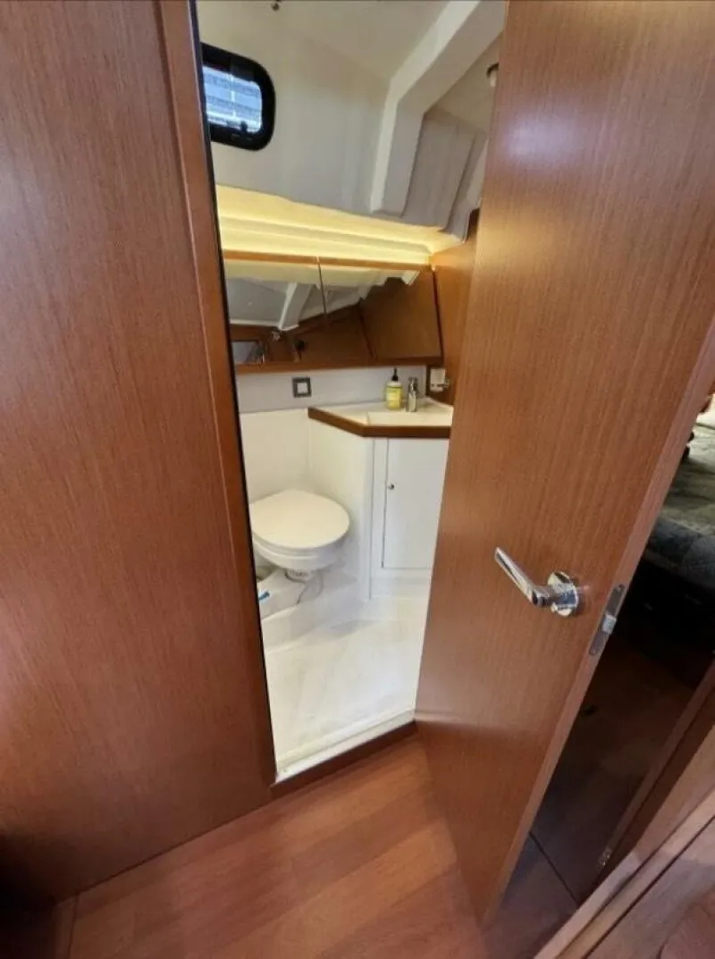 Slide: The Image of Beneteau Oceanis 46.1 2019 - 14