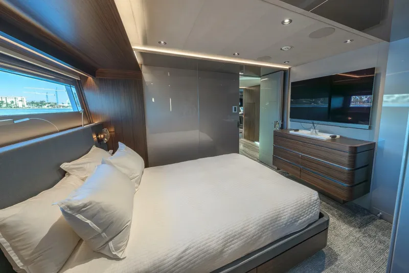 Slide: The Image of Westport Raised Pilothouse 2018 - 22