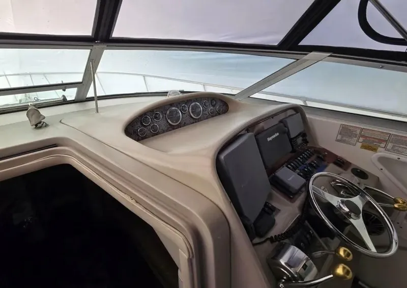 Slide: The Image of Sea Ray 330 Express 1998 - 8