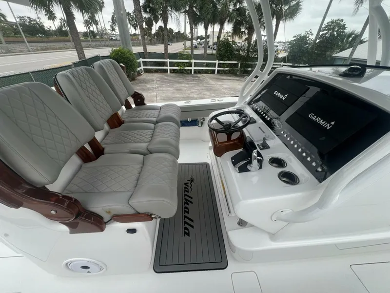 Slide: The Image of Valhalla Boatworks V-33 2023 - 16