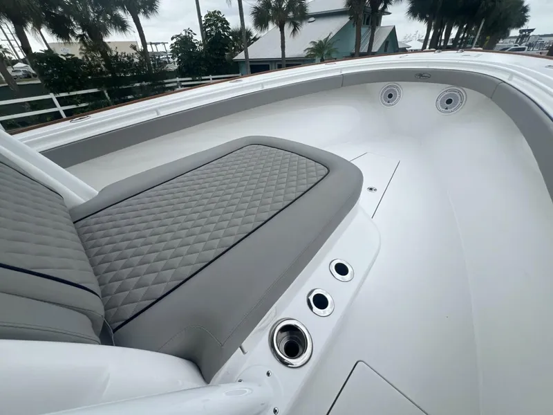 Slide: The Image of Valhalla Boatworks V-33 2023 - 21