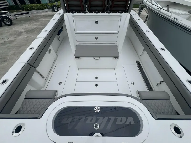 Slide: The Image of Valhalla Boatworks V-33 2023 - 25