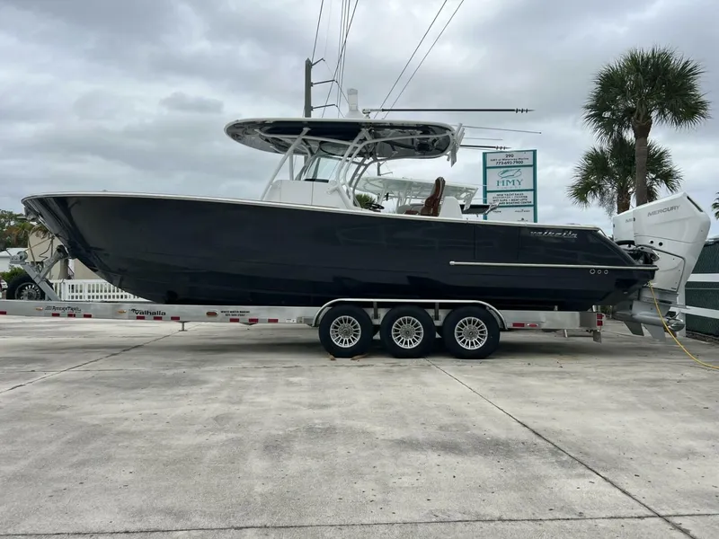 Slide: The Image of Valhalla Boatworks V-33 2023 - 4