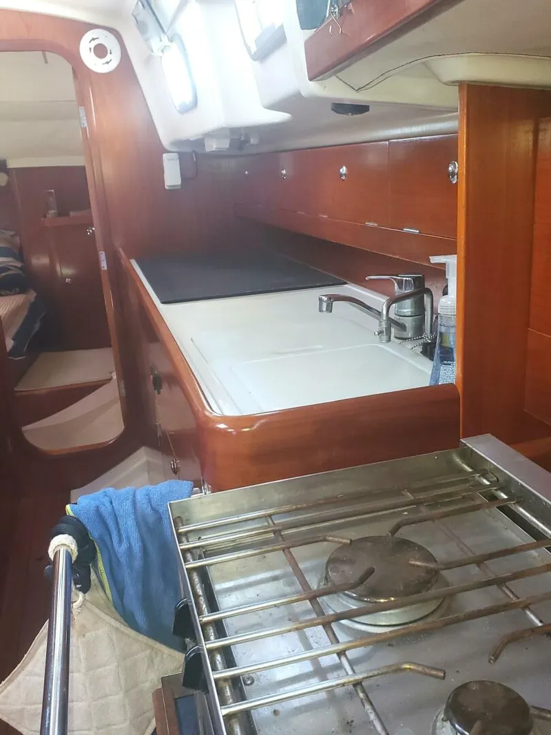 Slide: The Image of Beneteau Oceanis 1997 - 16