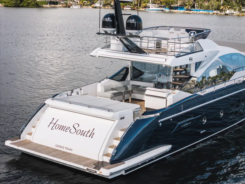 Slide: The Image of Azimut S7 2022 - 68