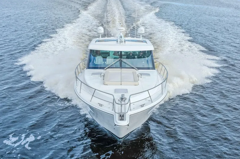 Slide: The Image of Riviera 565 SUV 2015 - 36