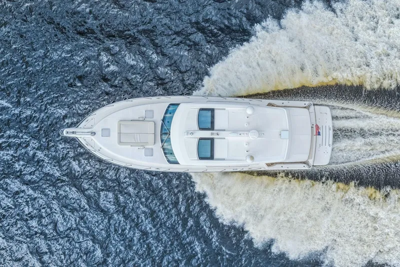 Slide: The Image of Riviera 565 SUV 2015 - 37