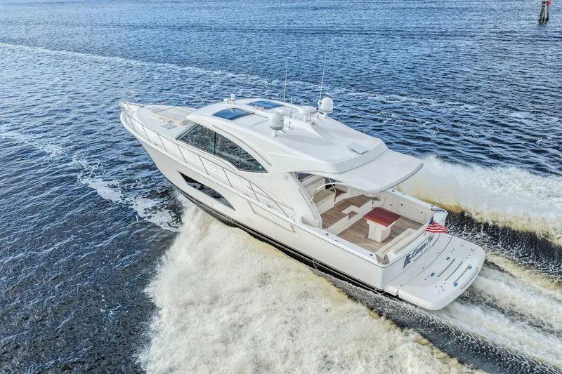 Slide: The Image of Riviera 565 SUV 2015 - 38