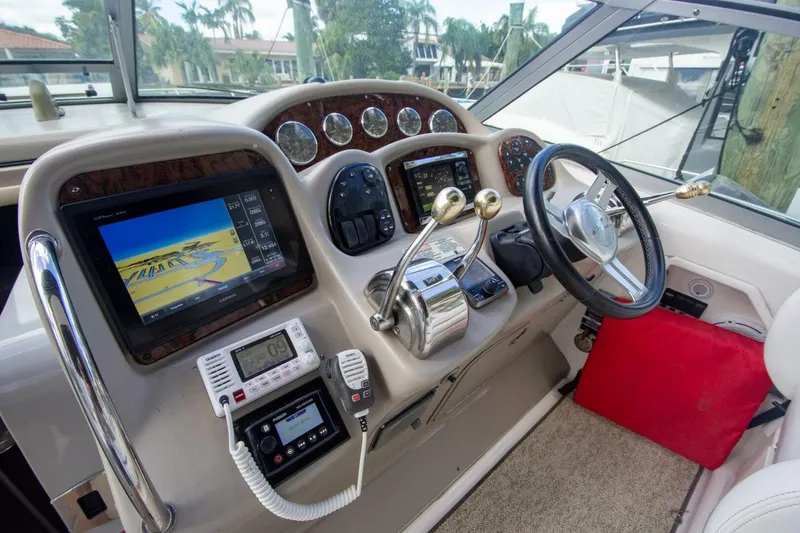 Slide: The Image of Sea Ray 340 Sundancer 2007 - 20