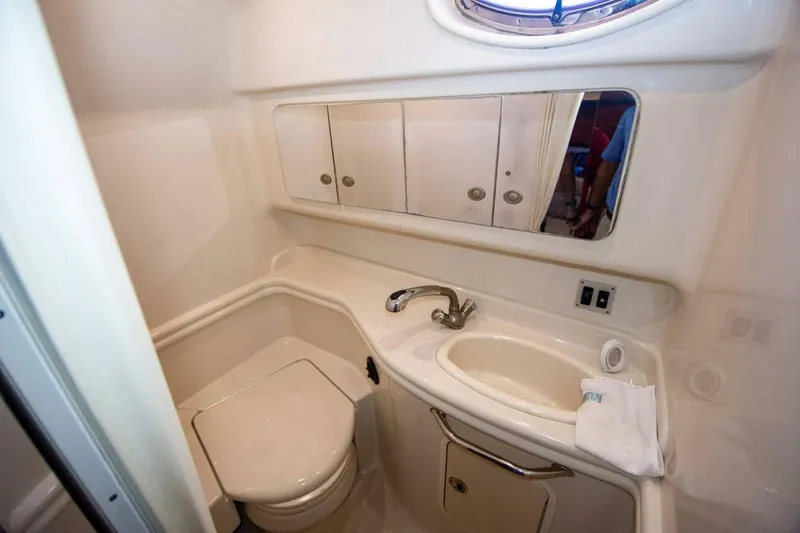 Slide: The Image of Sea Ray 340 Sundancer 2007 - 6