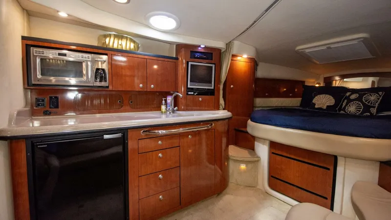 Slide: The Image of Sea Ray 340 Sundancer 2007 - 9