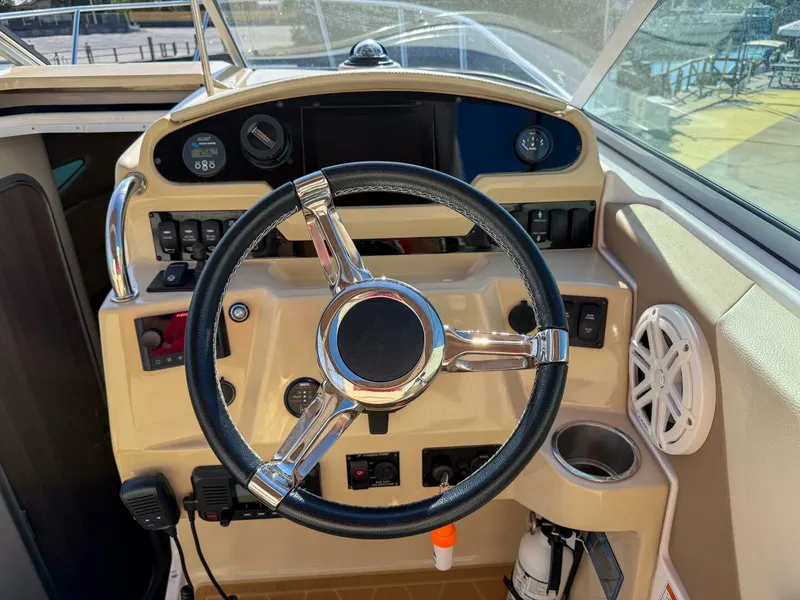 Slide: The Image of Regal 26 Express 2020 - 19