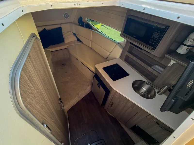 Slide: The Image of Regal 26 Express 2020 - 2