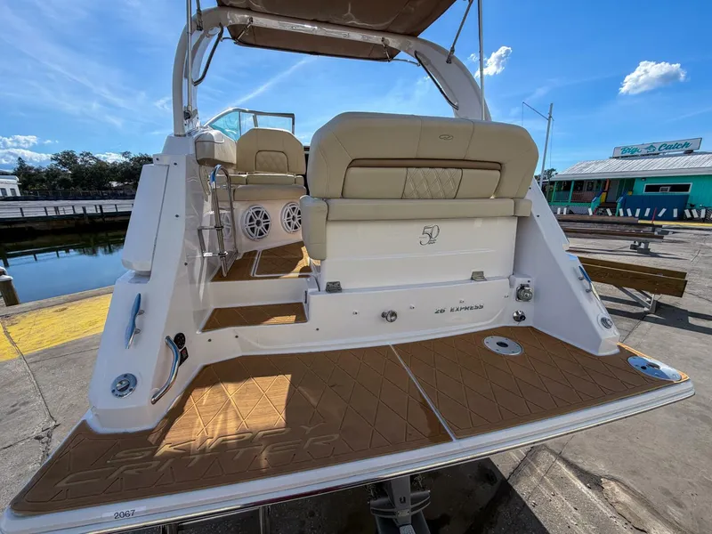 Slide: The Image of Regal 26 Express 2020 - 25