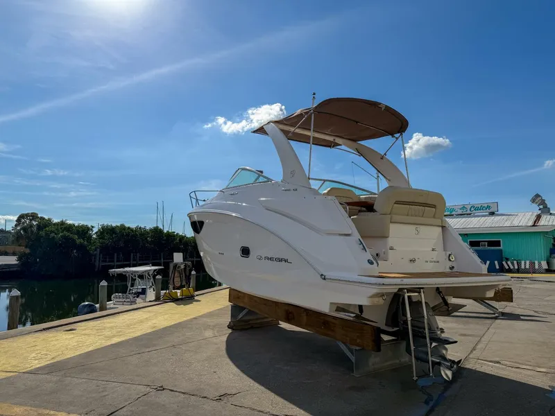 Slide: The Image of Regal 26 Express 2020 - 44