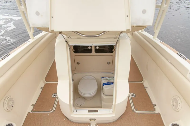 Slide: The Image of Chris-Craft 2016 - 12
