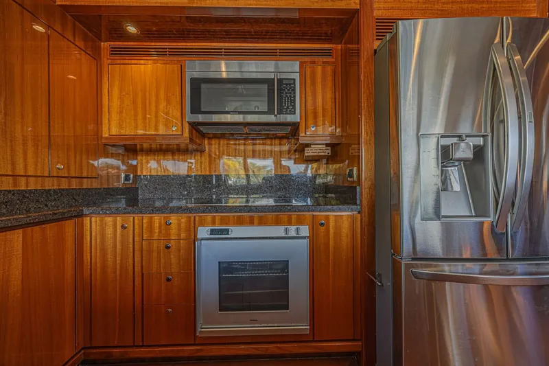 Slide: The Image of Ocean Alexander 74 Motoryacht 2010 - 32