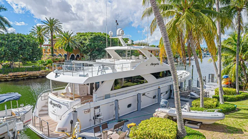 Slide: The Image of Ocean Alexander 74 Motoryacht 2010 - 9