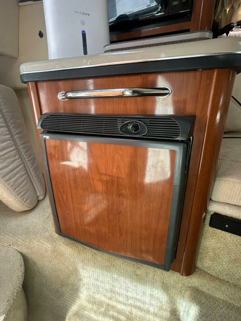 Slide: The Image of Sea Ray 240 Sundancer 2007 - 2