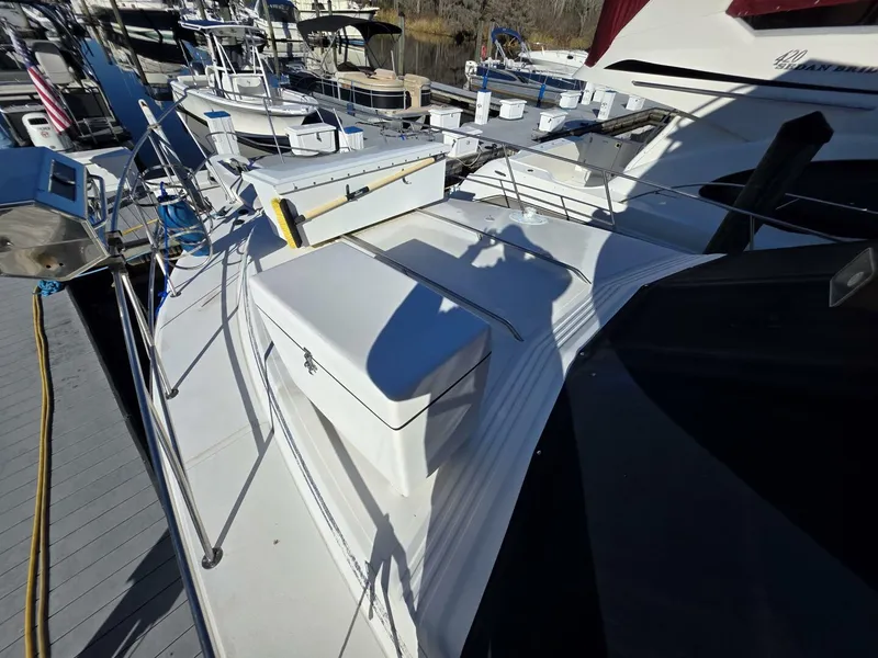 Slide: The Image of Sea Ray 415 1988 - 15