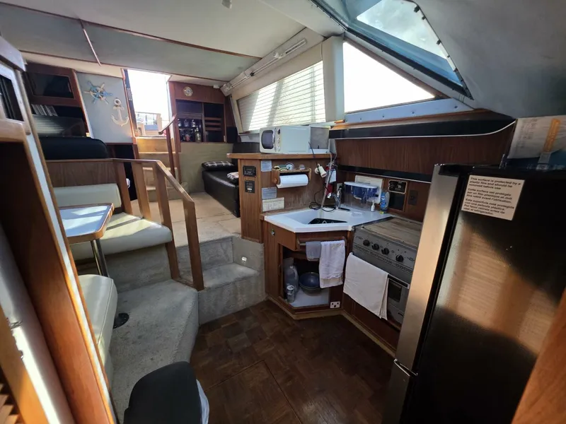 Slide: The Image of Sea Ray 415 1988 - 26