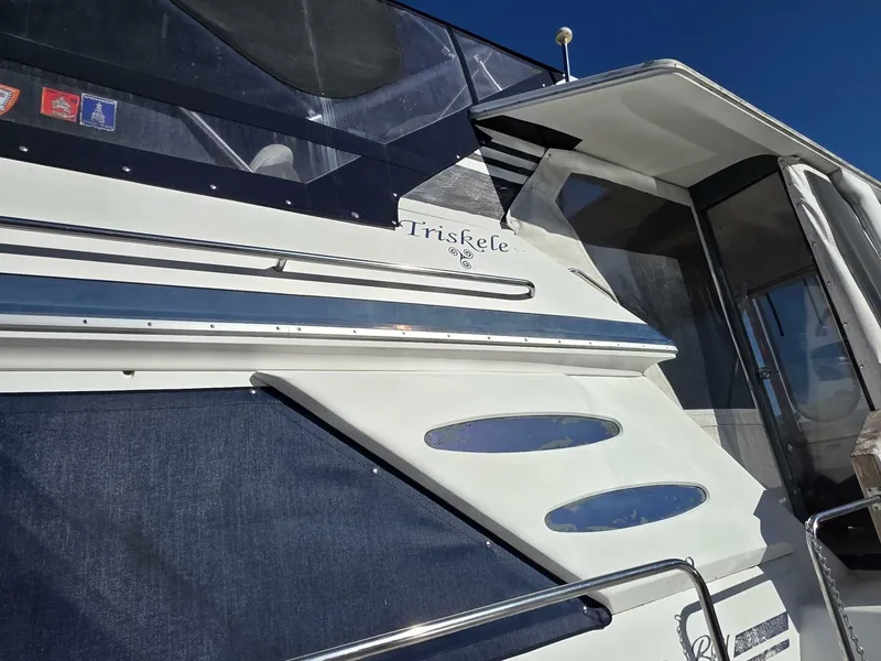 Slide: The Image of Sea Ray 415 1988 - 4