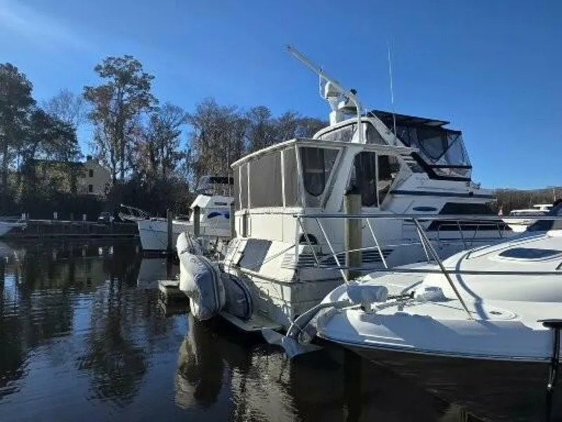 Slide: The Image of Sea Ray 415 1988 - 45