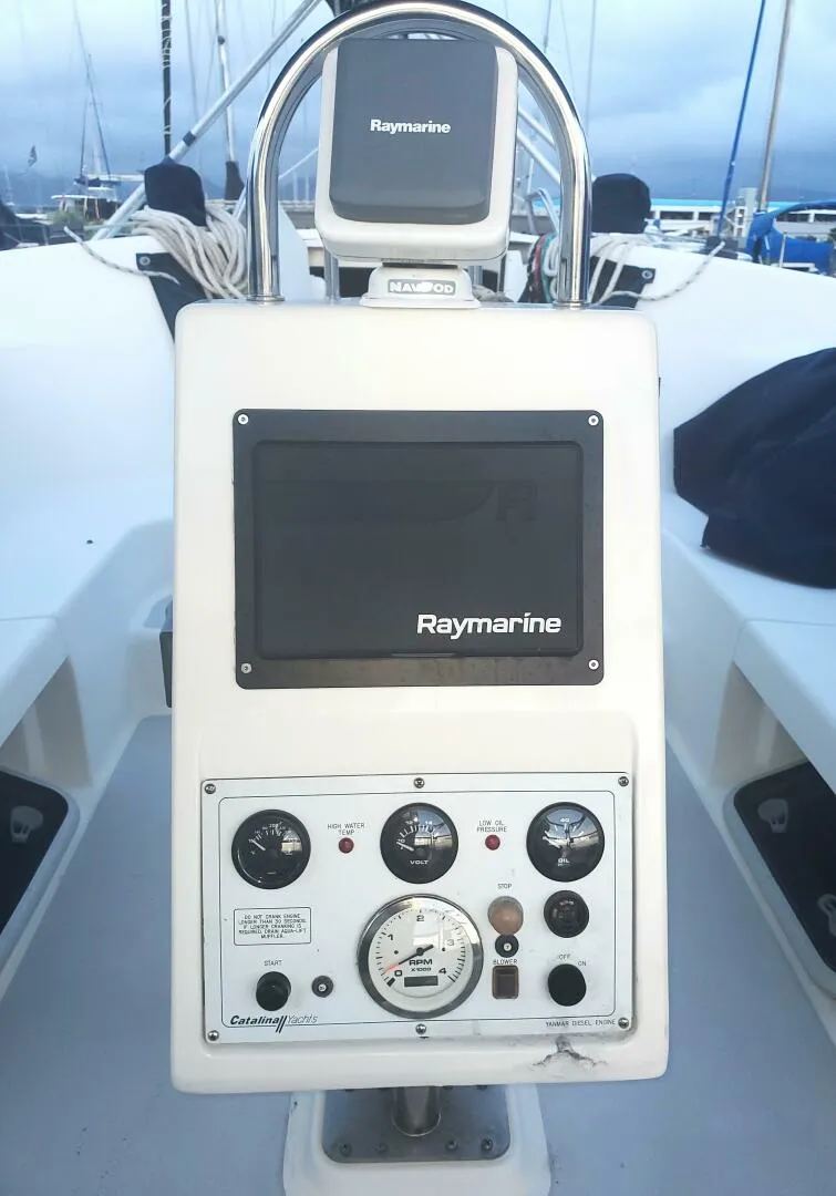 Slide: The Image of Catalina 400 MK II 2007 - 16