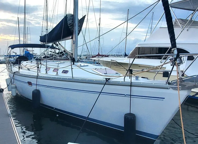 Slide: The Image of Catalina 400 MK II 2007 - 3