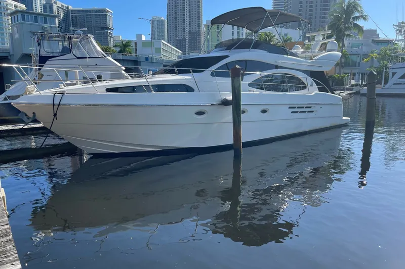 The Image of Azimut 46 Flybridge MY 2000 - 0