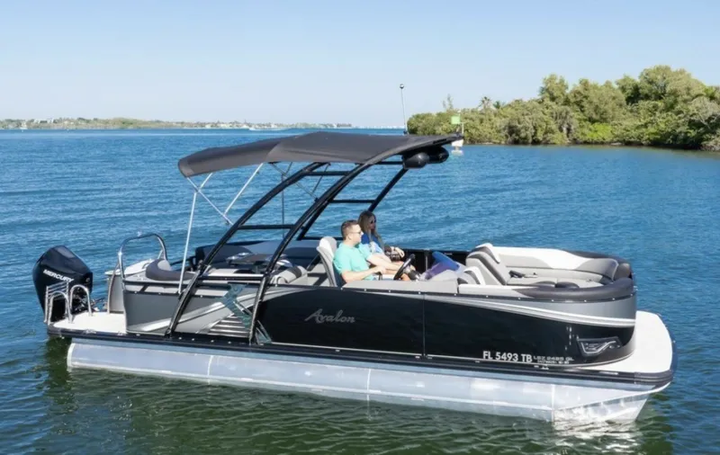 The Image of Avalon LSZ Quad Lounger 24 2021 - 0