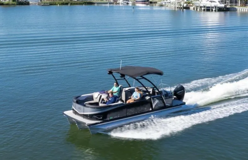 Slide: The Image of Avalon LSZ Quad Lounger 24 2021 - 13