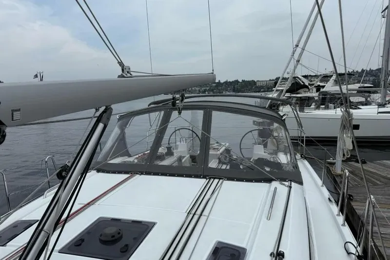 Slide: The Image of Beneteau Oceanis 40.1 2022 - 10