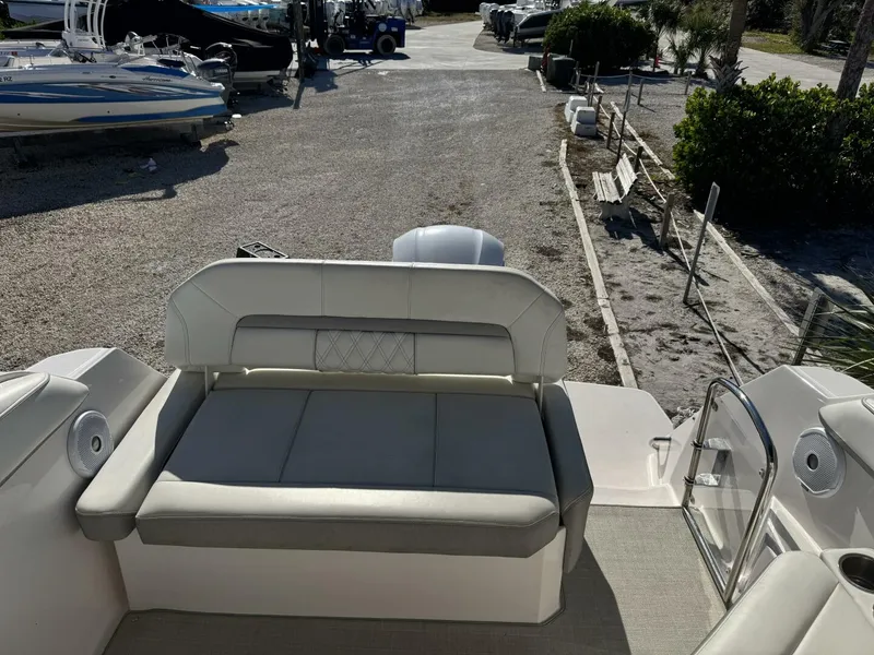 Slide: The Image of Regal 26 XO 2021 - 18