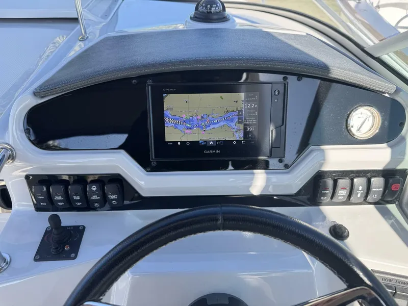 Slide: The Image of Regal 26 XO 2021 - 25