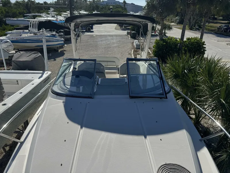 Slide: The Image of Regal 26 XO 2021 - 30