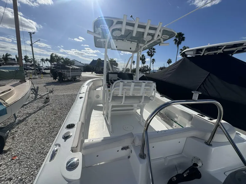 Slide: The Image of Sea Hunt Ultra 219 2021 - 15