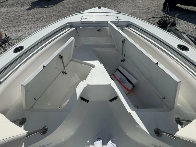 Slide: The Image of Sea Hunt Ultra 219 2021 - 23