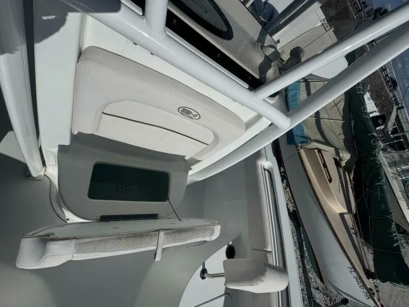 Slide: The Image of Sea Hunt Ultra 219 2021 - 26
