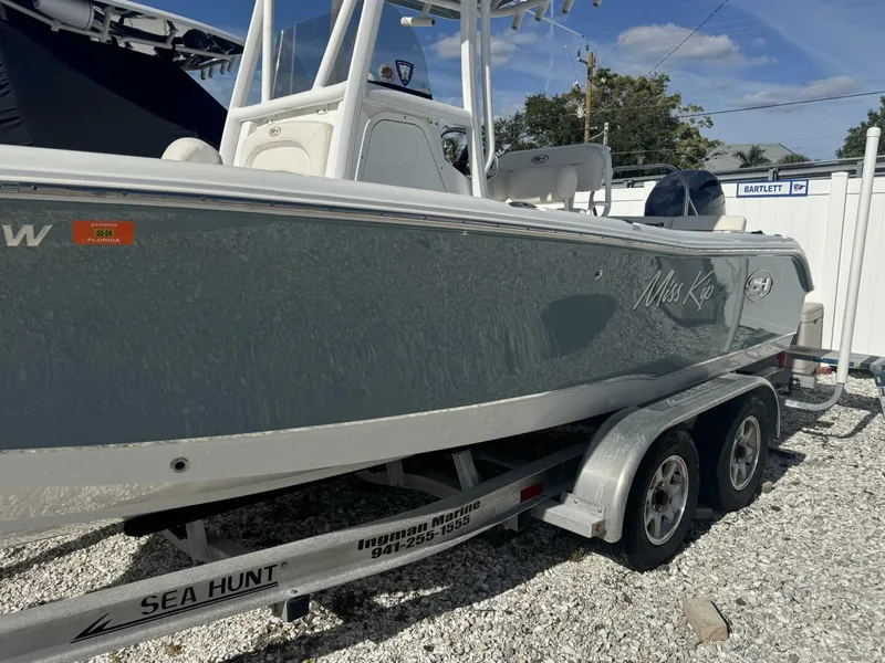 Slide: The Image of Sea Hunt Ultra 219 2021 - 5