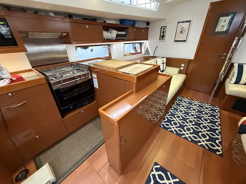 Slide: The Image of Beneteau Oceanis 55 2014 - 9