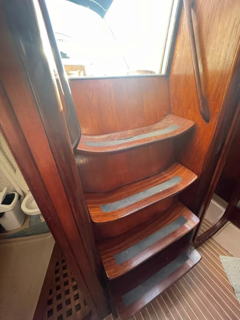 Slide: The Image of Beneteau First 38.5 1984 - 5